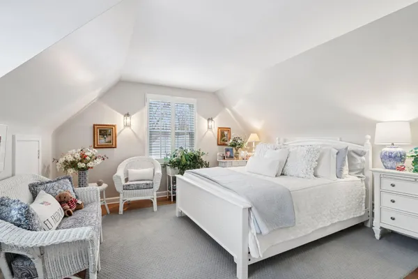 $949,000 | 840 Kurtis Drive, Elm Grove, WI 53122