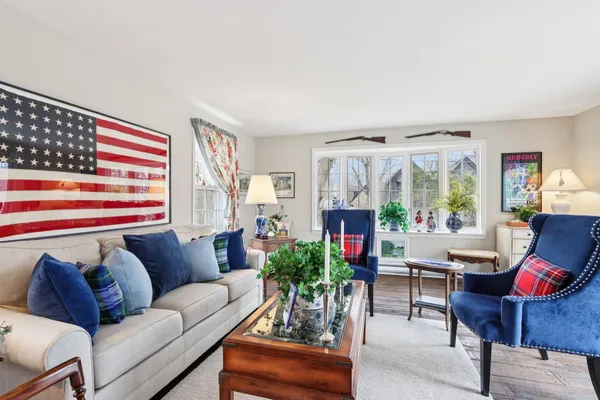 $949,000 | 840 Kurtis Drive, Elm Grove, WI 53122