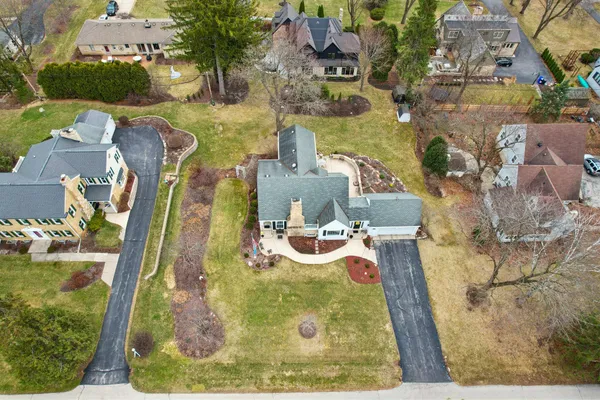$949,000 | 840 Kurtis Drive, Elm Grove, WI 53122