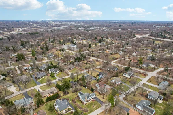 $949,000 | 840 Kurtis Drive, Elm Grove, WI 53122