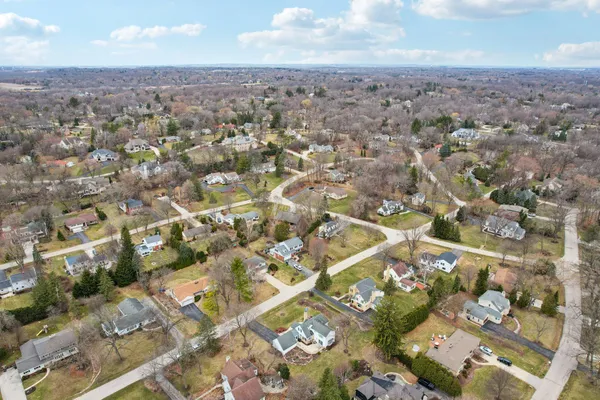 $949,000 | 840 Kurtis Drive, Elm Grove, WI 53122