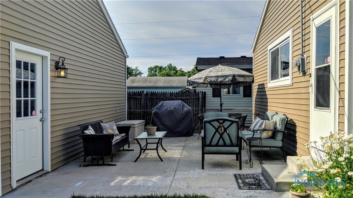 5939 Douglas Road Toledo, OH 43613 - Photo 2 of 15 Gallery Image 2