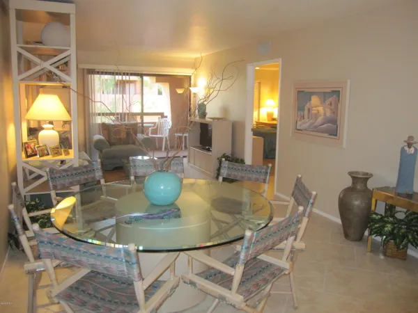 $2,650 | 12212 North Paradise Village Parkway West, Unit 412C, Phoenix, AZ 85032