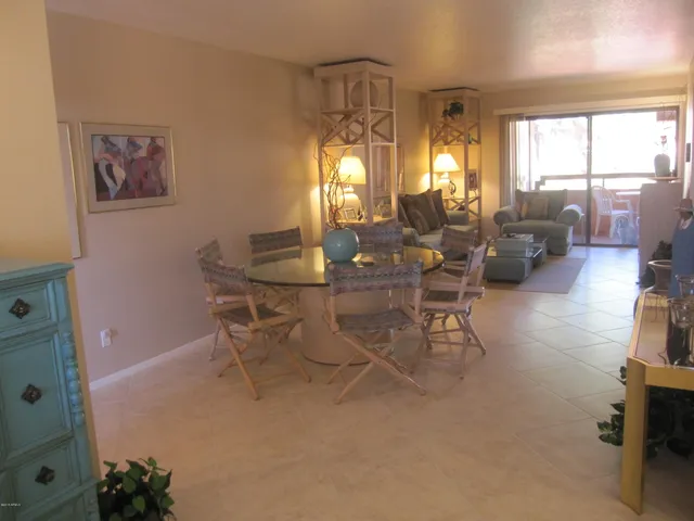 $2,650 | 12212 North Paradise Village Parkway West, Unit 412C, Phoenix, AZ 85032