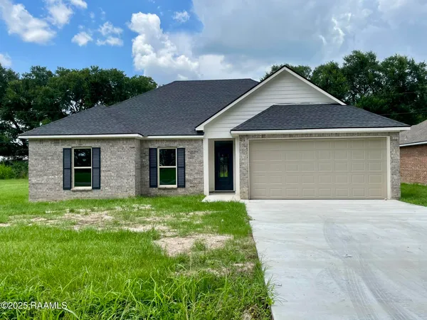 $258,500 | 173 Rue Maury, Ville Platte, LA 70586