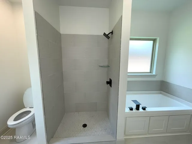 $259,000 | 173 Rue Maury, Ville Platte, LA 70586