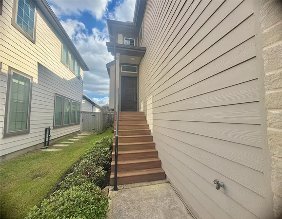 $275,000 | 8758 Laurel Crest Drive, Missouri City, TX 77459