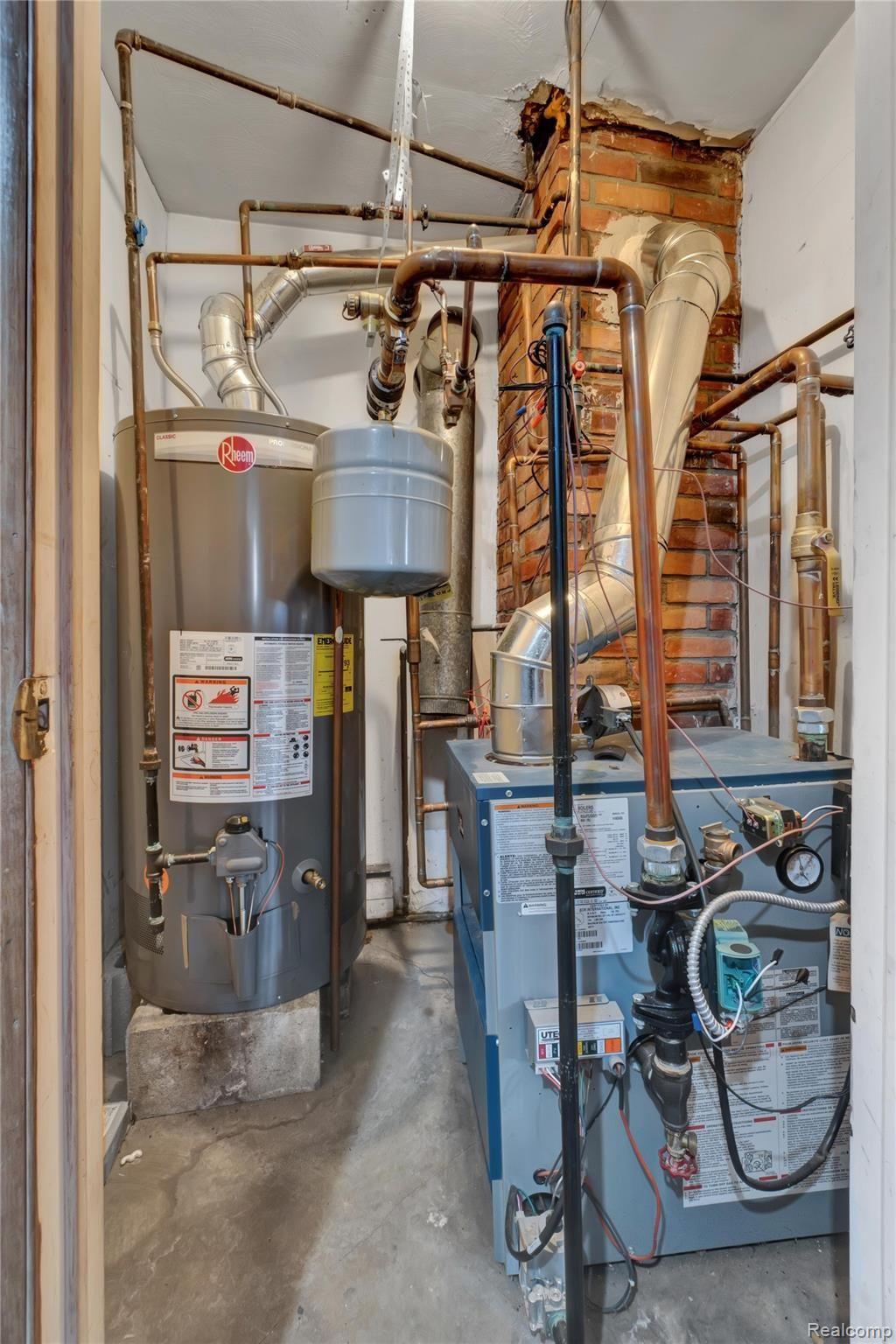 6580 Livernois Road Troy, MI 48085 - Photo 24 of 30 Edited-24.jpg