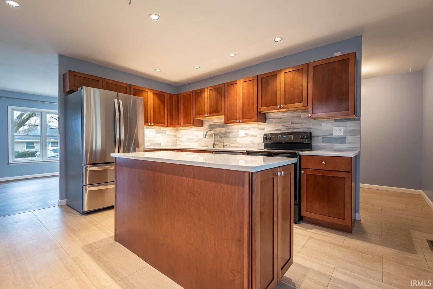 3211 North Stoneycrest Road Bloomington, IN 47404 - Photo 8 of 36