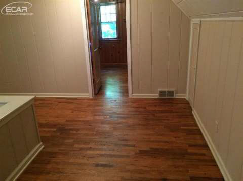 3167 North Belsay Road Flint, MI 48506 - Photo 28 of 33 20421909-27.JPG