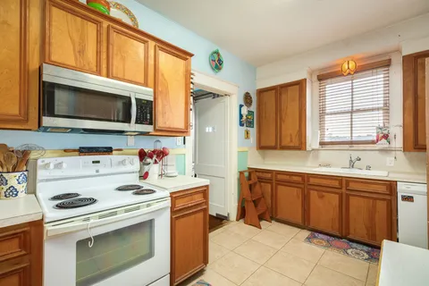 $399,000 | 3727 Avenue R, Galveston, TX 77550