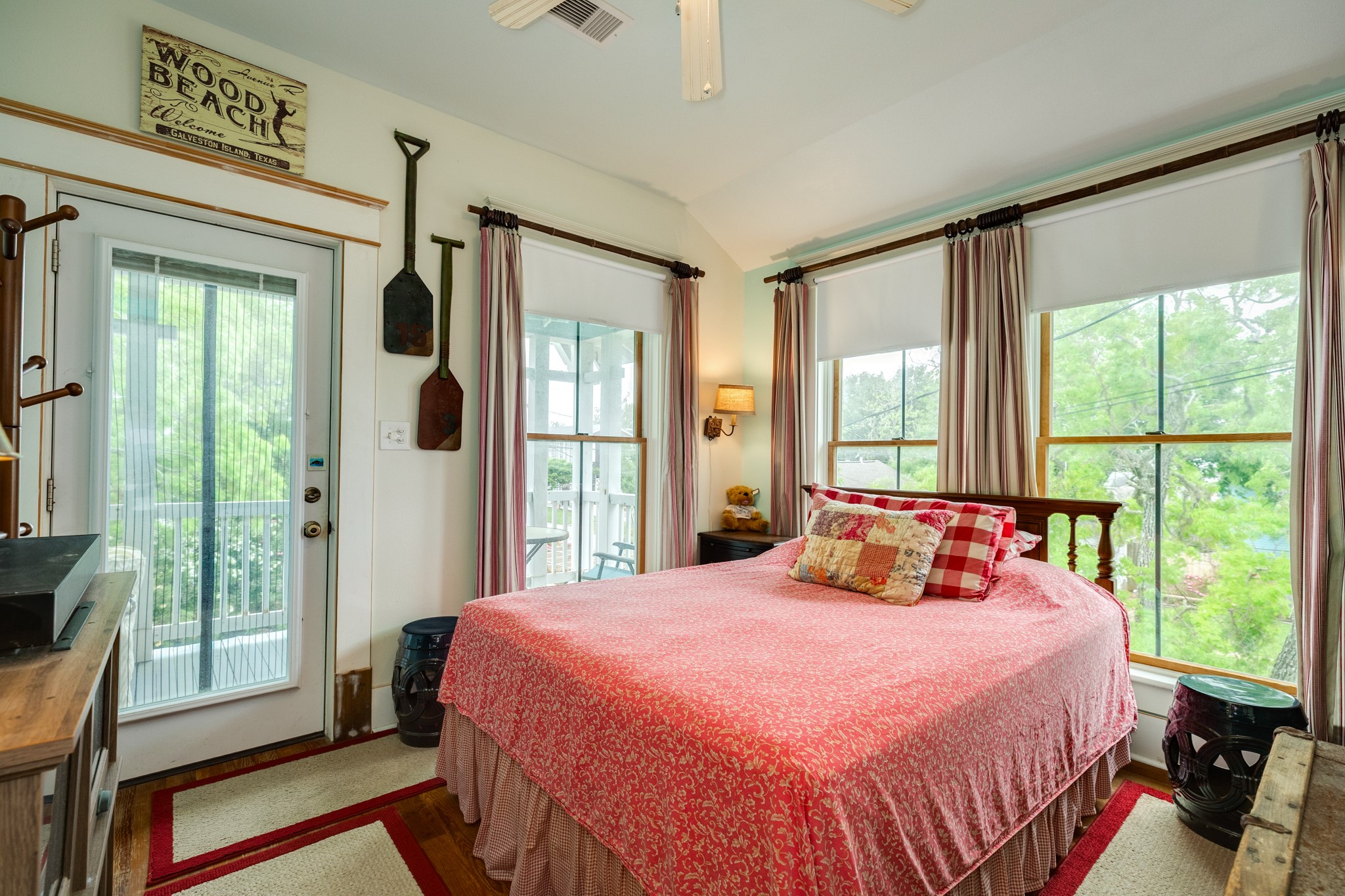 3727 Avenue R Galveston, TX 77550 - Photo 40 of 48 Unit 2 bedroom 2, features private access to upstairs balcony.