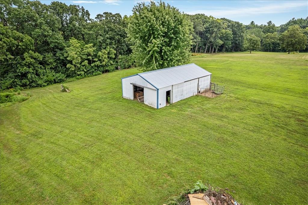 6527 Southeast Smith Road Cameron, MO 64429 - Photo 13 of 48