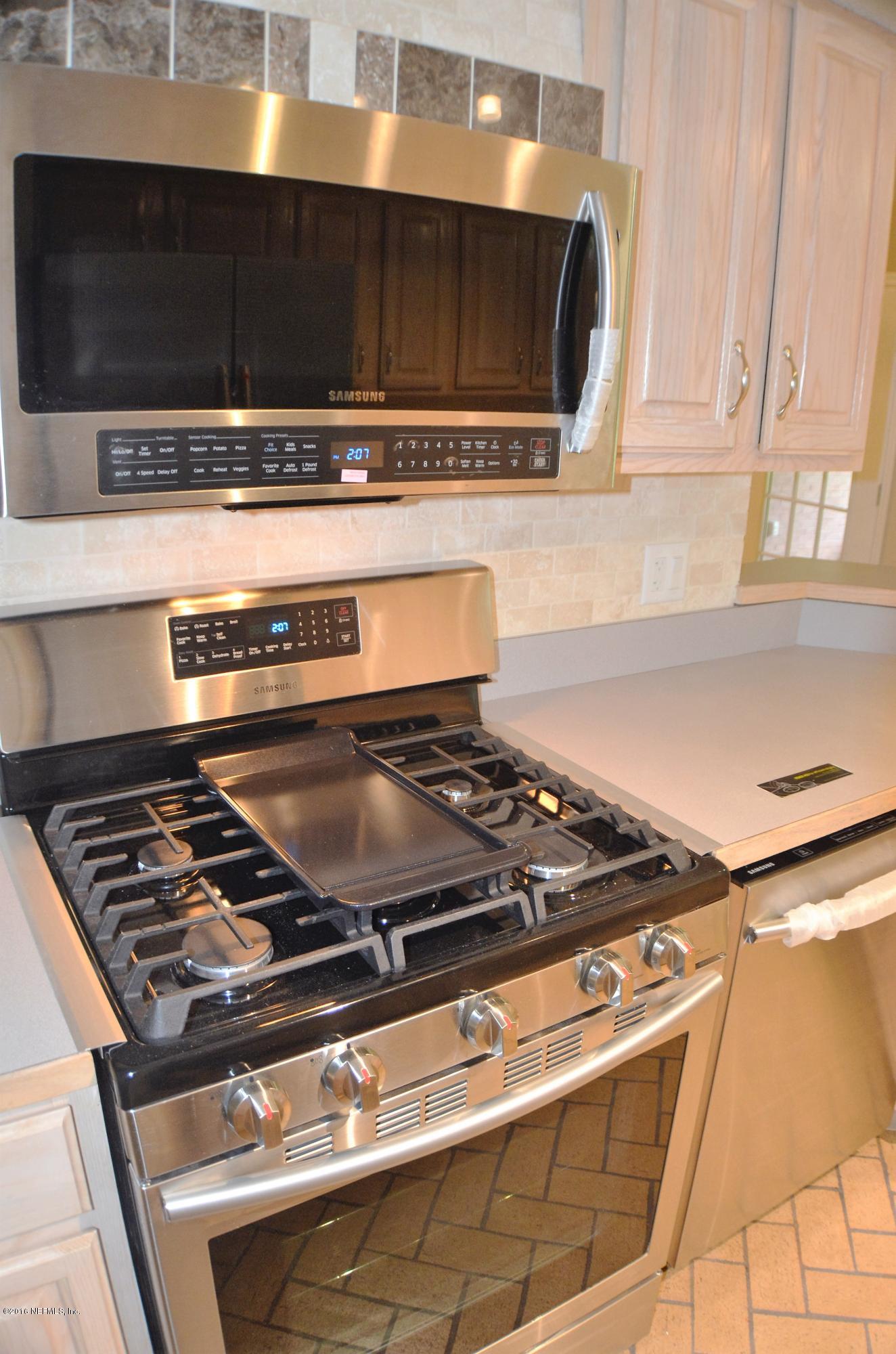 268 N Road Jacksonville, FL 32234 - Photo 15 of 34 DSC_3164