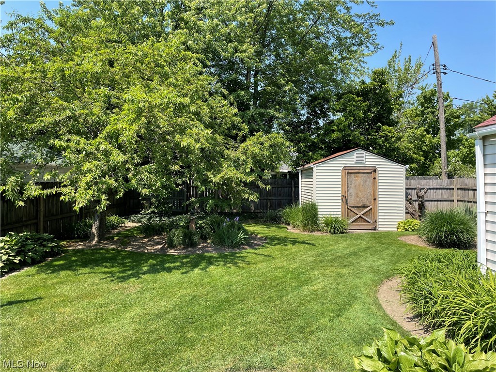 940 Richmond Road Cleveland, OH 44124 - Photo 16 of 19 Gallery Image 16