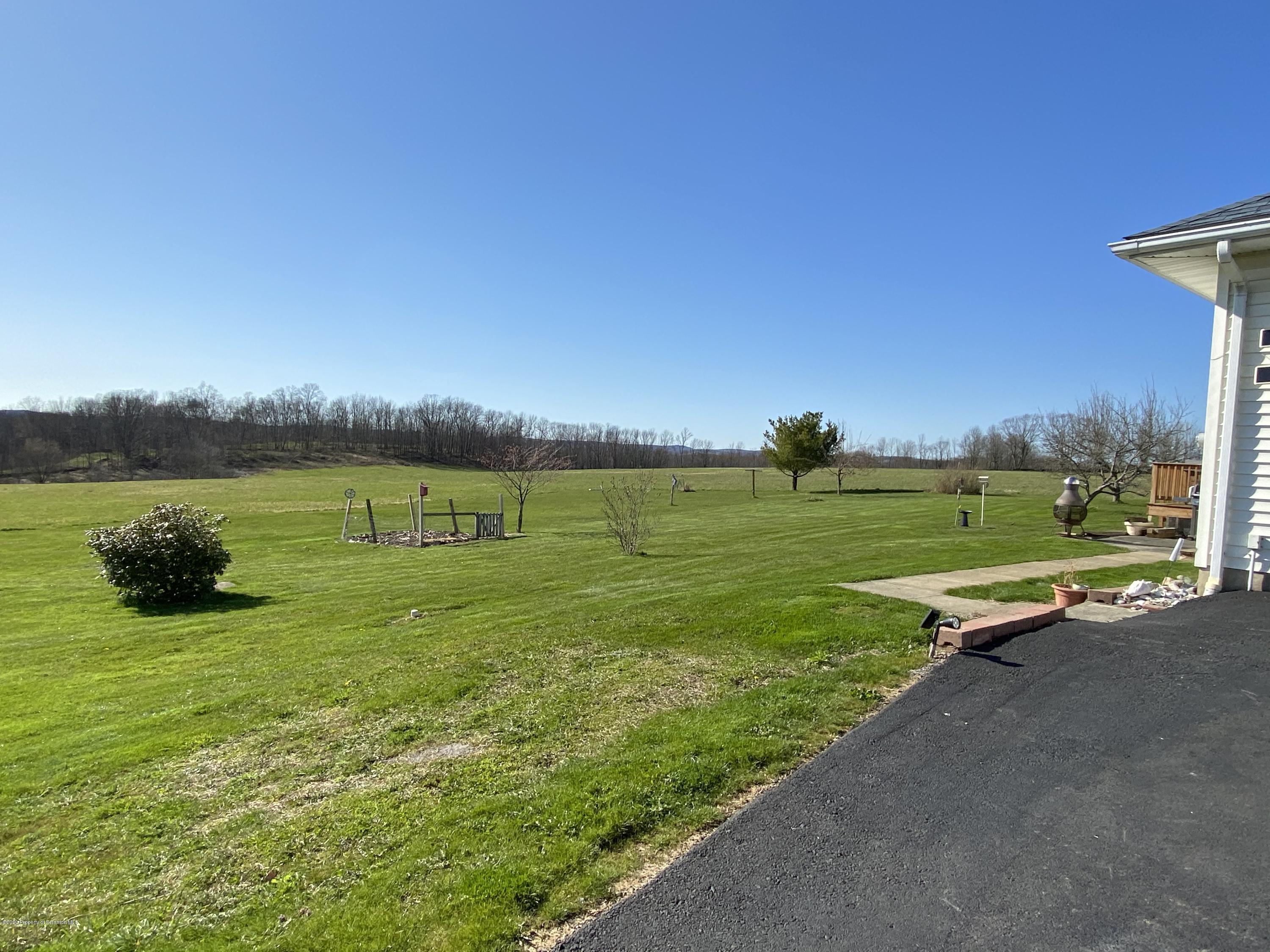 875 Station Hill Road Nicholson, PA 18446 - Photo 9 of 29 Gallery Image 9