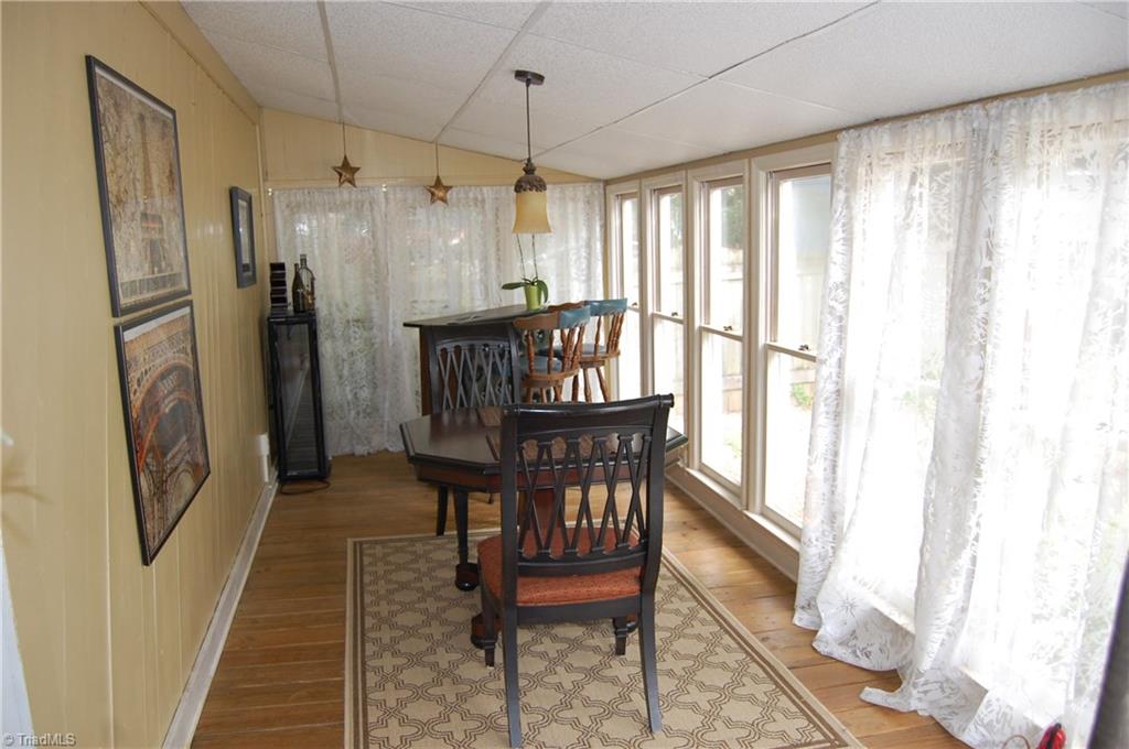 2121 Elgin Road Winston-Salem, NC 27103 - Photo 11 of 23 Sunroom