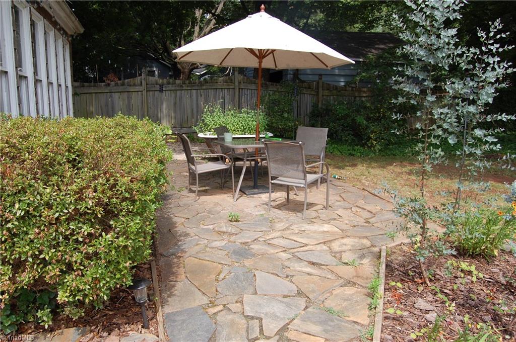 2121 Elgin Road Winston-Salem, NC 27103 - Photo 21 of 23 Rear patio
