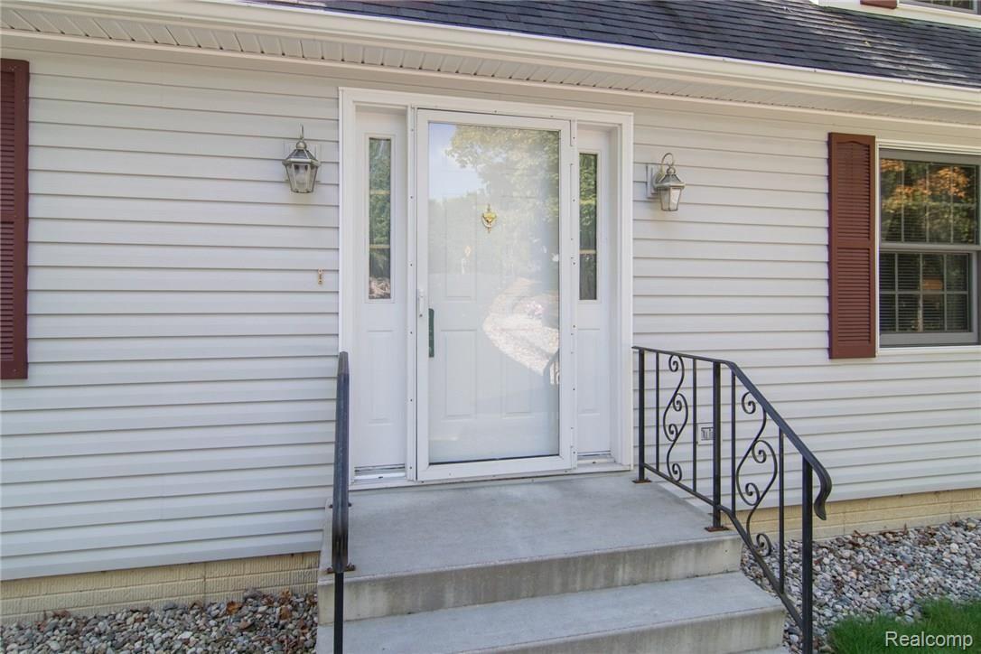 5499 Hunt Road Adrian, MI 49221 - Photo 2 of 65 DSC_0002.jpg
