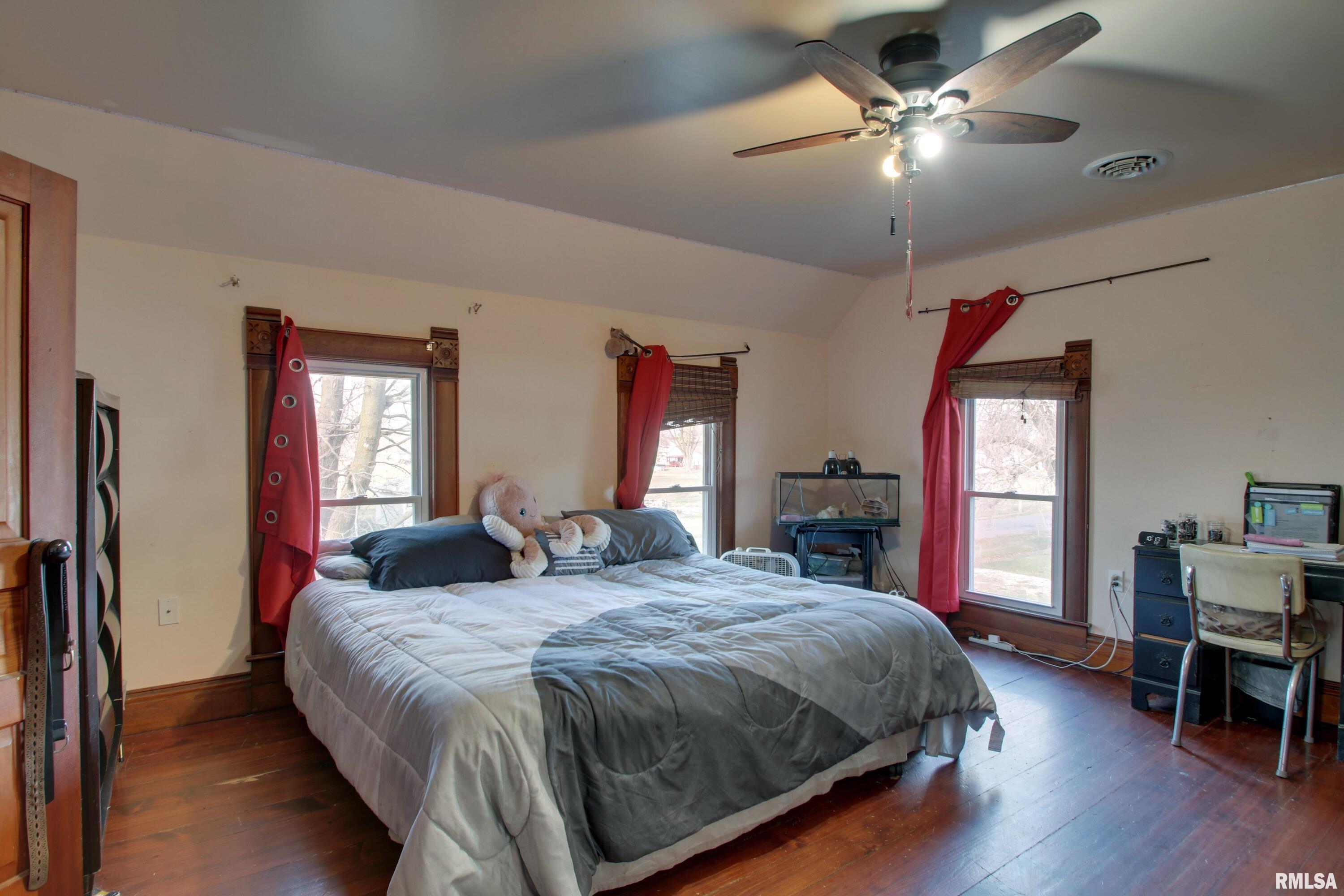 501 Prairie Mills Road Golden, IL 62339 - Photo 13 of 30 Gallery Image 13