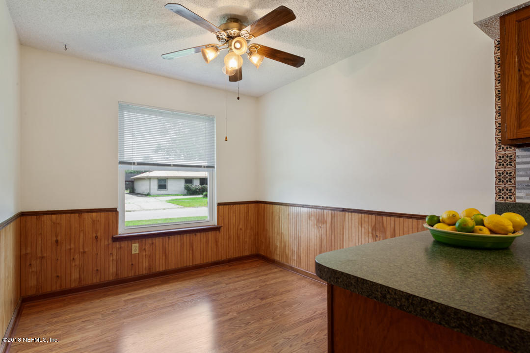 10836 Reading Road Jacksonville, FL 32257 - Photo 11 of 32 a view of an empty room and window
