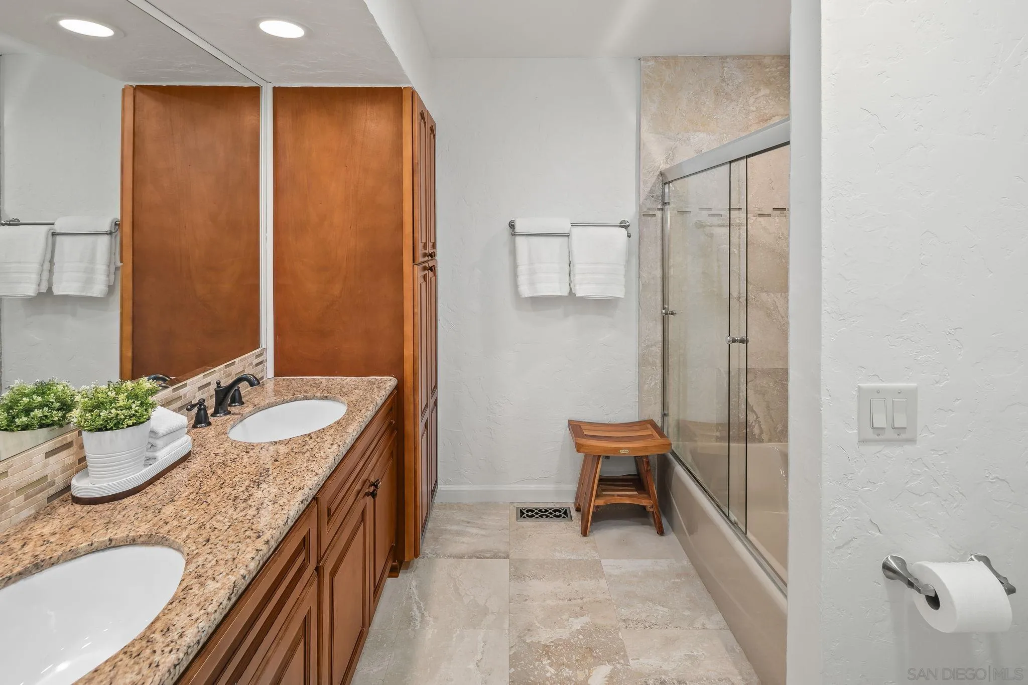 29509 Hoxie Ranch Road Vista, CA 92084 - Photo 56 of 72