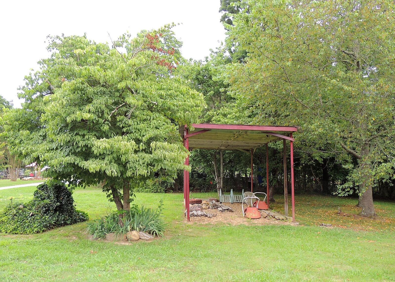 3423 Buckingham Road Greeneville, TN 37745 - Photo 11 of 35 10