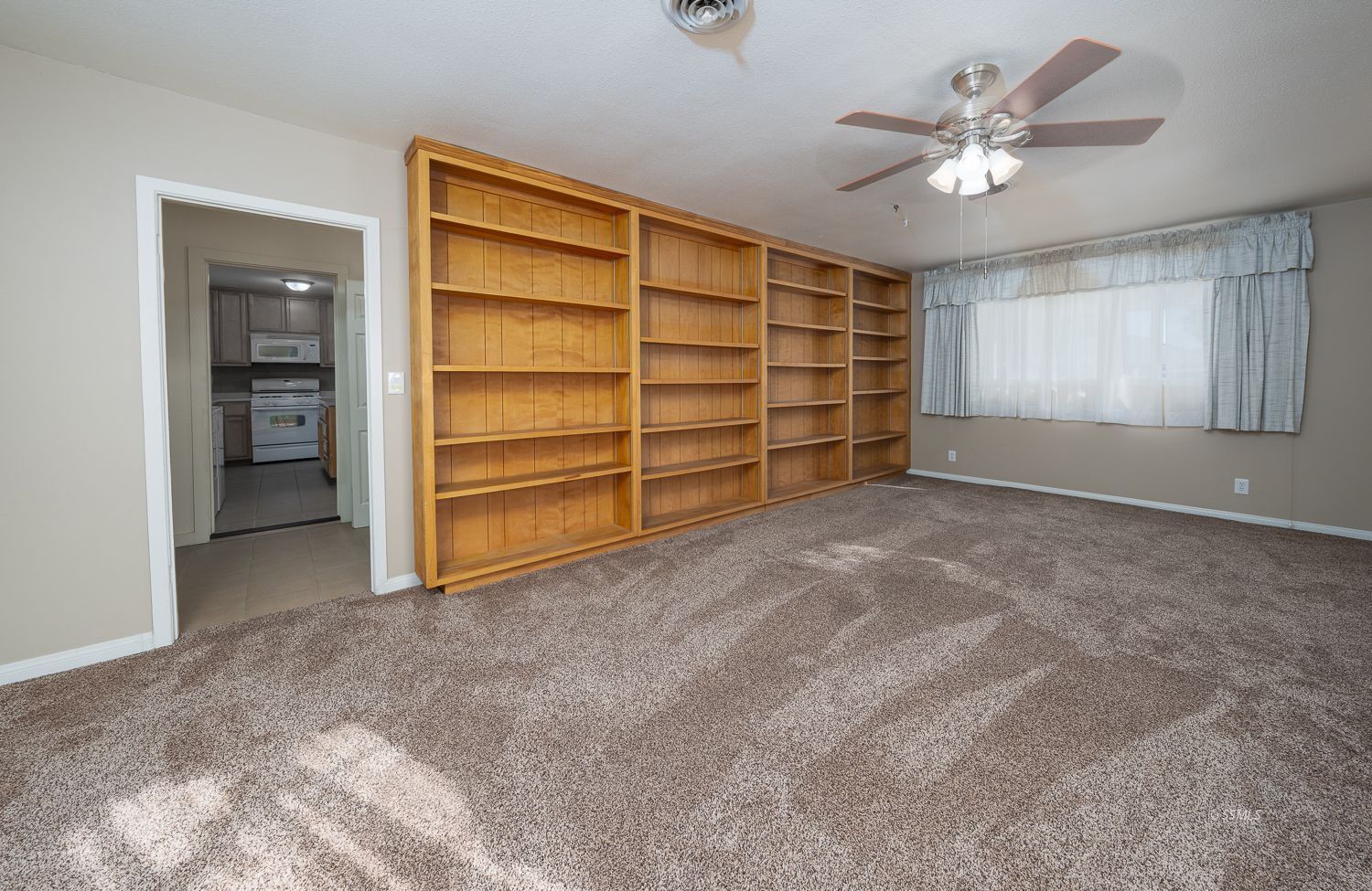 508 West Rader Avenue Ridgecrest, CA 93555 - Photo 14 of 38