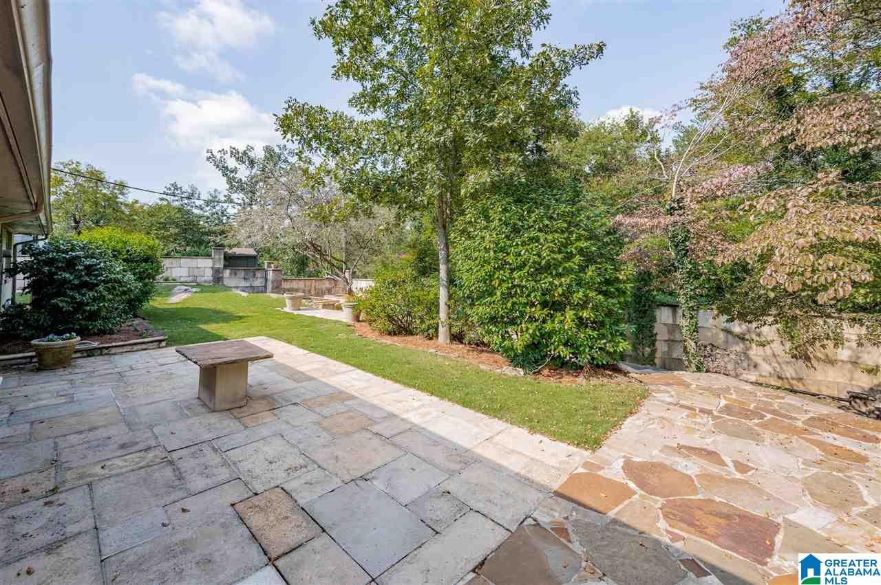 2716 Woodridge Road Birmingham, AL 35223 - Photo 31 of 37