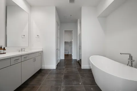 $4,500 | 3810 Berkman Drive, Austin, TX 78723