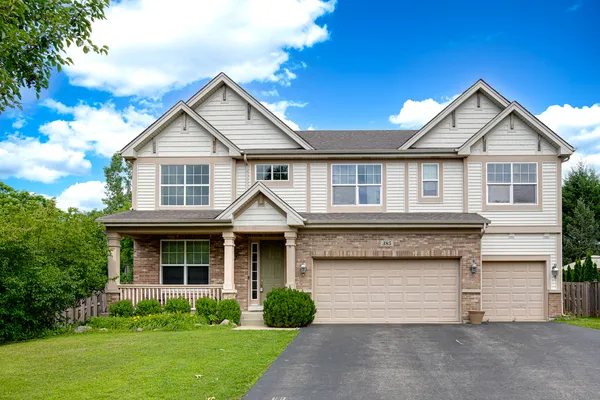 $689,900 | 385 Post Oak Circle, West Chicago, IL 60185