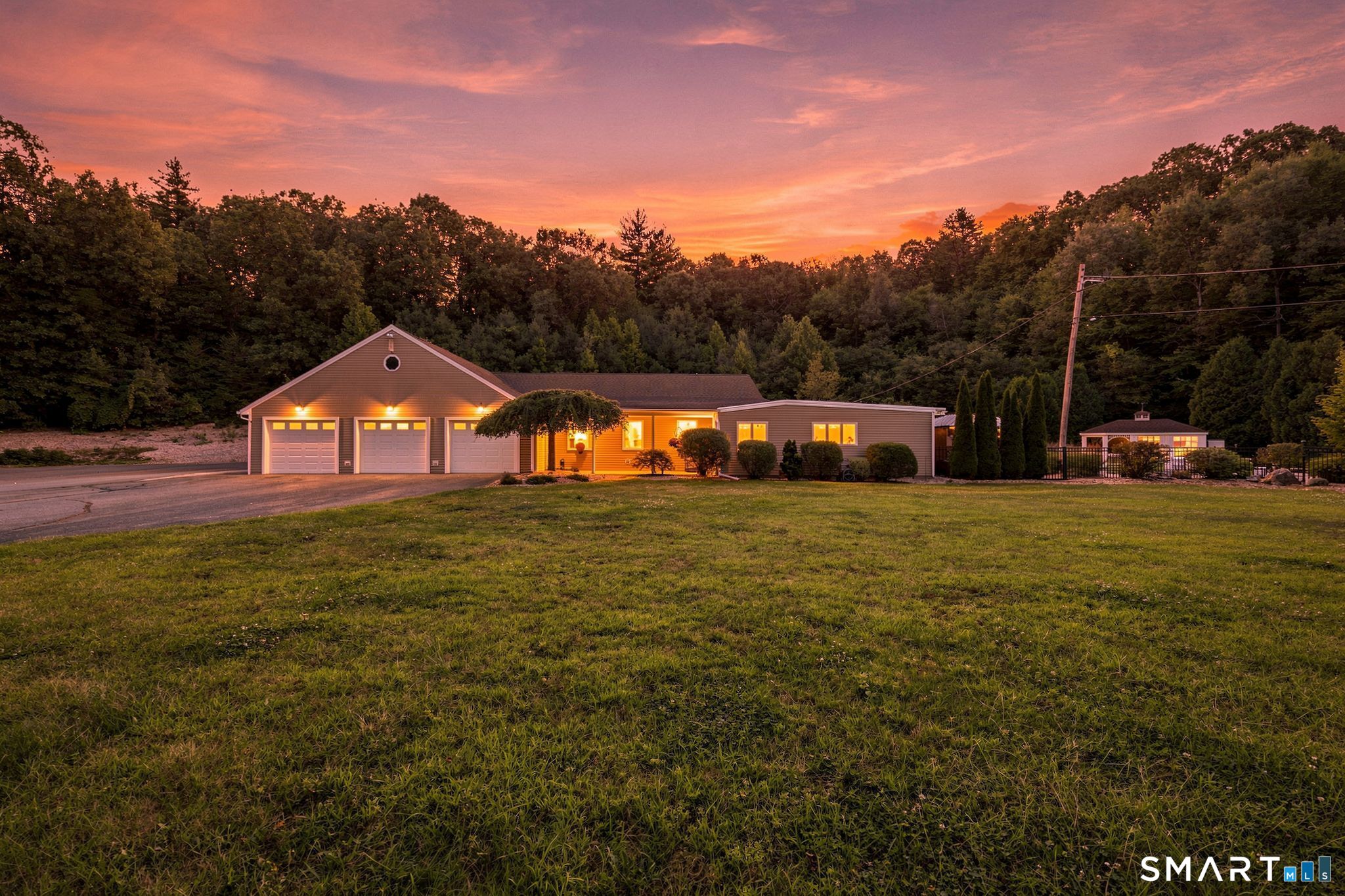467 Somers Road Ellington, CT 06029 - Photo 1 of 37 Gallery Image 1