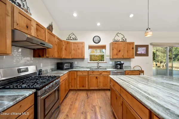 $1,190,000 | 31083 North Spitfire Street, Spirit Lake, ID 83869