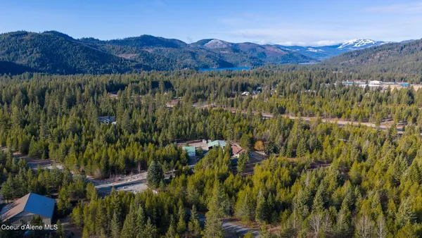 $1,190,000 | 31083 North Spitfire Street, Spirit Lake, ID 83869