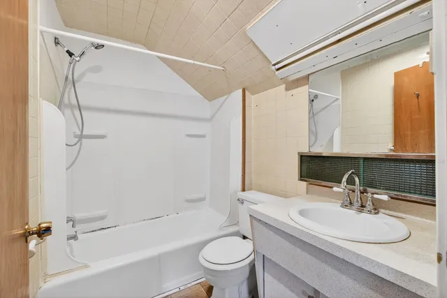 $84,000 | 907 North Elm Avenue, Jackson, MI 49202