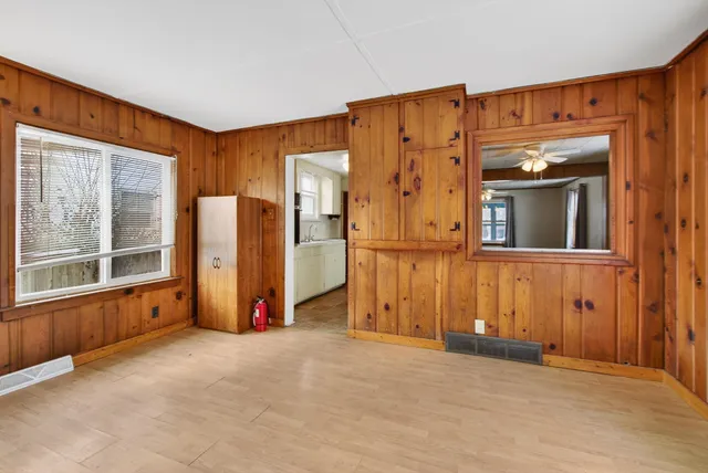 $84,000 | 907 North Elm Avenue, Jackson, MI 49202