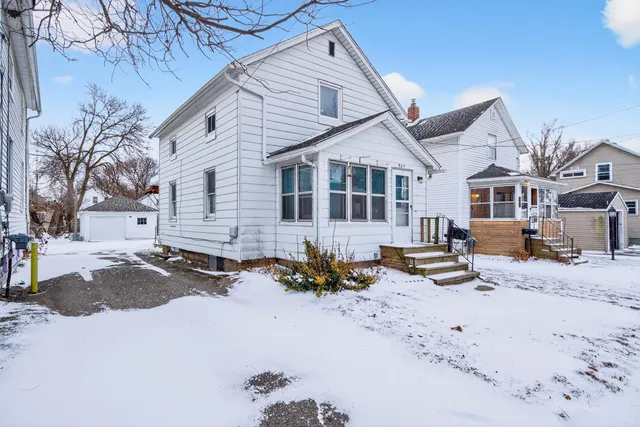 $84,000 | 907 North Elm Avenue, Jackson, MI 49202