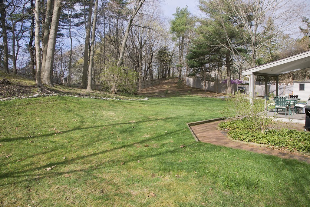 30 Woodlock Road Hingham, MA 02043 - Photo 16 of 17 Gallery Image 16