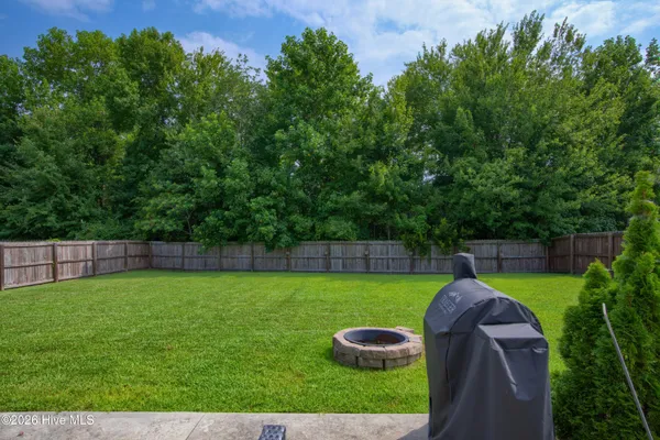 $1,850 | 155 Bridgeport Drive, Sneads Ferry, NC 28460