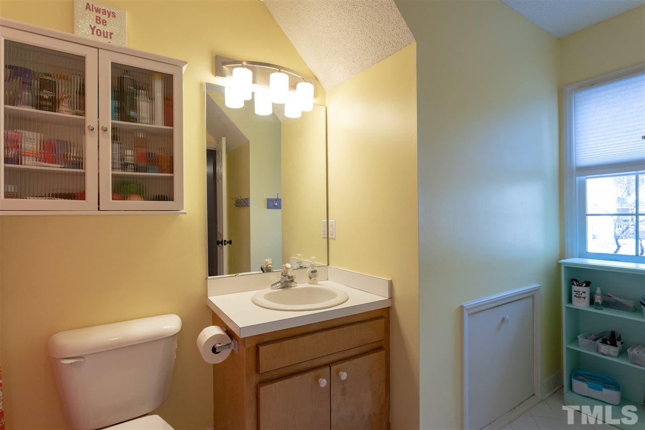 201 Crosspine Drive Raleigh, NC 27603 - Photo 18 of 25