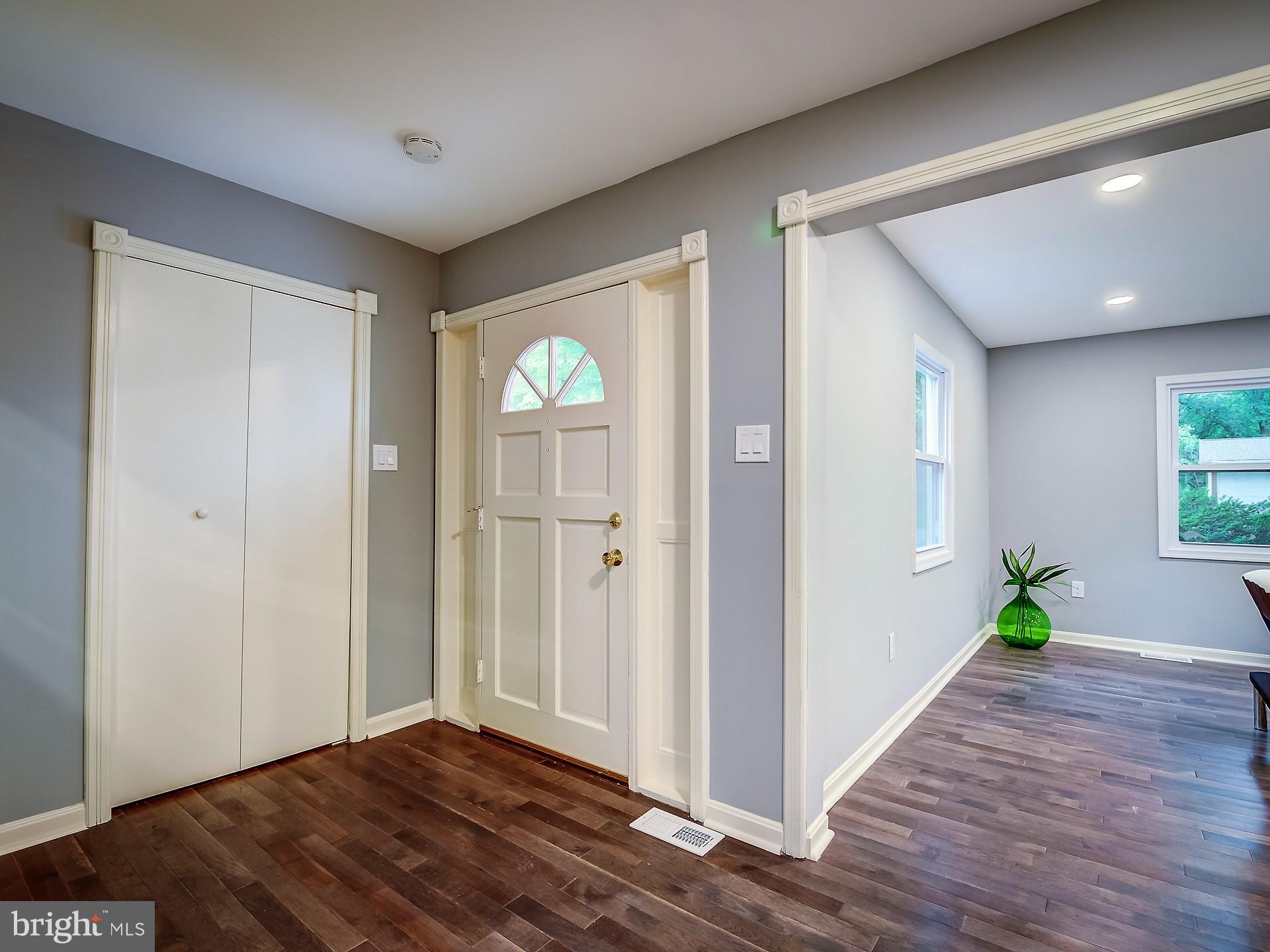 5117 West Running Brook Road Columbia, MD 21044 - Photo 3 of 44