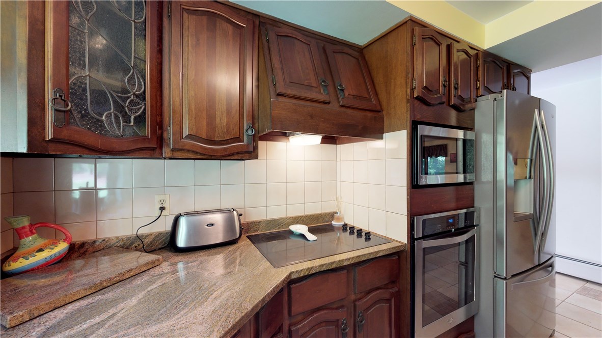185 Harris Road Smithfield, RI 02917 - Photo 13 of 40 Gallery Image 13