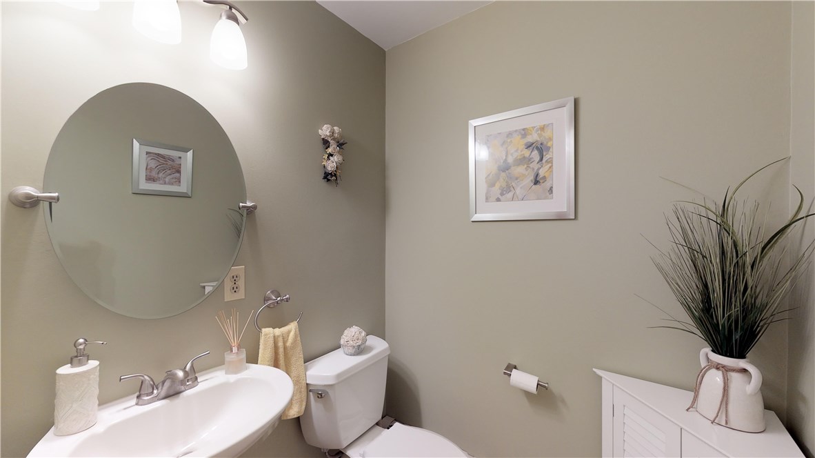 185 Harris Road Smithfield, RI 02917 - Photo 30 of 40 Gallery Image 30