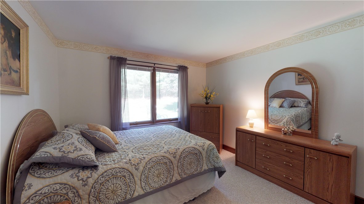 185 Harris Road Smithfield, RI 02917 - Photo 35 of 40 Gallery Image 35
