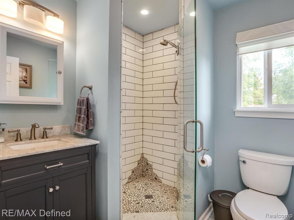 2989 Gravel Ridge Drive Rochester Hills, MI 48307 - Photo 11 of 31