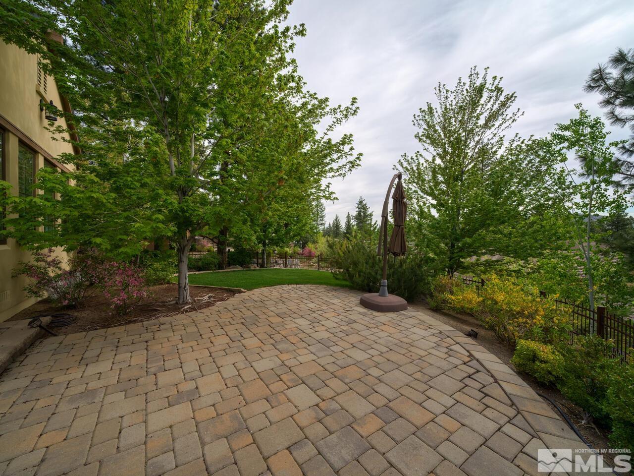 20636 Chanson Way Reno, NV 89511 - Photo 33 of 40 Photo 33