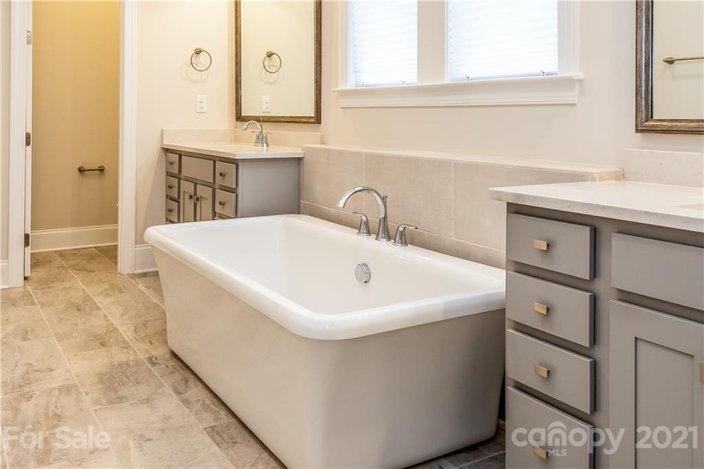 5 Rae Court, Unit 5 Denver, NC 28037 - Photo 10 of 23 Gallery Image 10