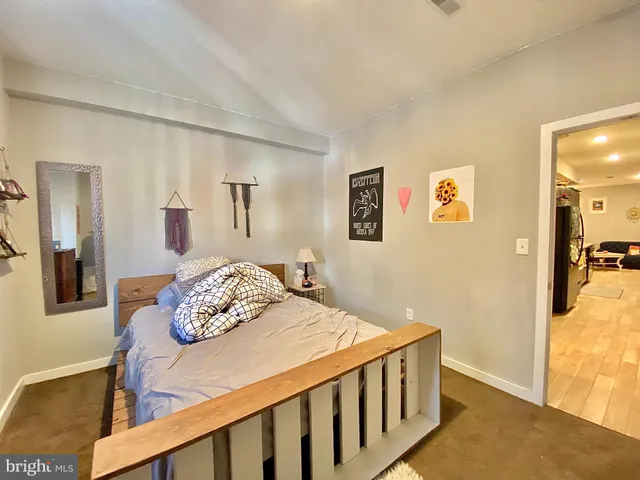 $3,500 | 2020 North Carlisle Street, Unit 2, Philadelphia, PA 19121