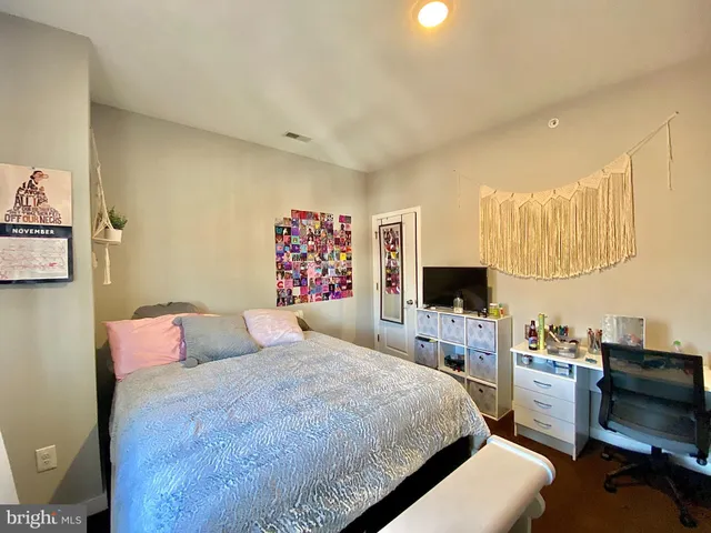 $3,500 | 2020 North Carlisle Street, Unit 2, Philadelphia, PA 19121