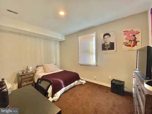 $3,500 | 2020 North Carlisle Street, Unit 2, Philadelphia, PA 19121